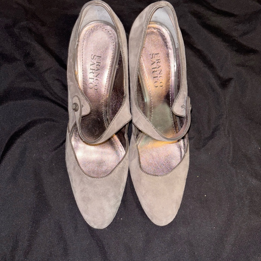 Franco Sarto Women's Taupe Suede Heels